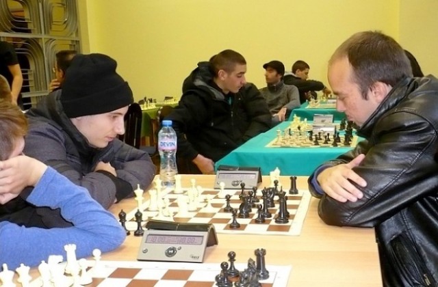 Над 100 деца ще участват в Международен детски турнир по шахмат