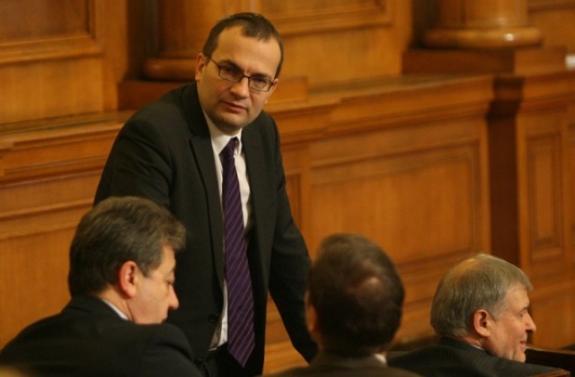 М. Димитров: Най-тежката корупция е в енергетиката, нужни са спешни мерки