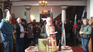 Патриоти от Мездра почетоха паметта на Мара Бунева с панихида