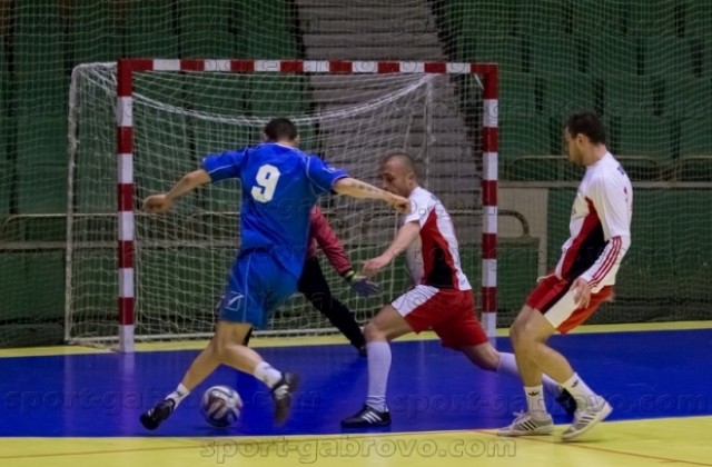 Една победа и две равенства в турнира по минифутбол за Купата на Община Габрово