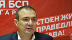 Гуцанов се съмнява че ремонтът на Спортна зала струва 10