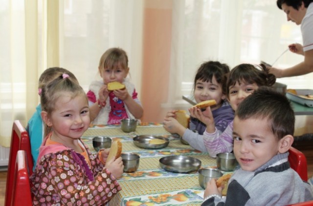 Отпадат таксите за детски градини в Търговище