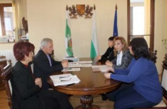 Драгомир Николов обсъди бюджета с второстепенните разпоредители