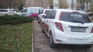 Заснемат неправилно паркирани автомобили