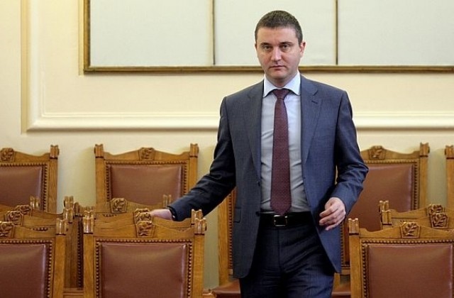 Горанов: Започваме разговори за смяна на лева с евро