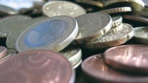 Задържаха двама при специализирана акция за фалшиви монети