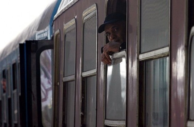 БДЖ няма да спира нови влакове, пускат отново част от спрените машини