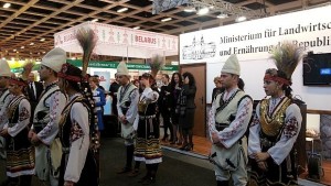 Впечатляваме Европа с компот и Панагюрска луканка