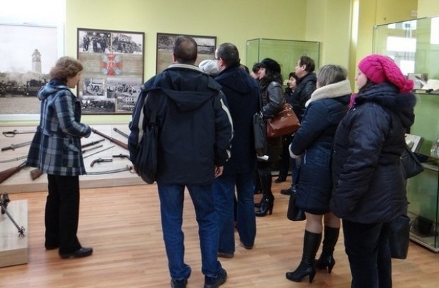 Бургаските историци се срещнаха в музея