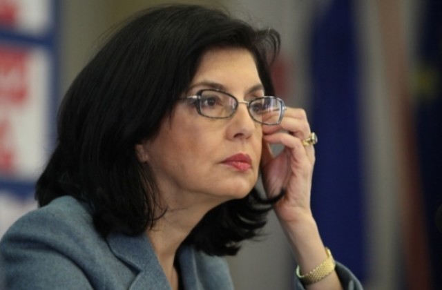 Правителствени ангажименти отлагат посещението на Меглена Кунева във В. Търново