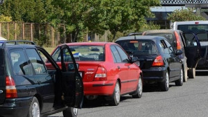 КАТ Велико Търново няма да регистрира автомобили в понеделник