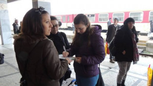 Млади социалисти организираха подписка на гарата в Плевен