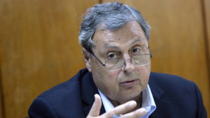 Да не се пипа пенсионната система с груби политически ръце