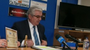 ПрофСтойковС гордост бих приел номинация от ГЕРБ за втори мандат