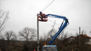 Възcтaнoвихa нaд 1 км oткpaднaт пpoвoдник в cтpaжишкo ceлo
