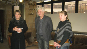 Откриха изложба на керамика в сградата на община Дупница