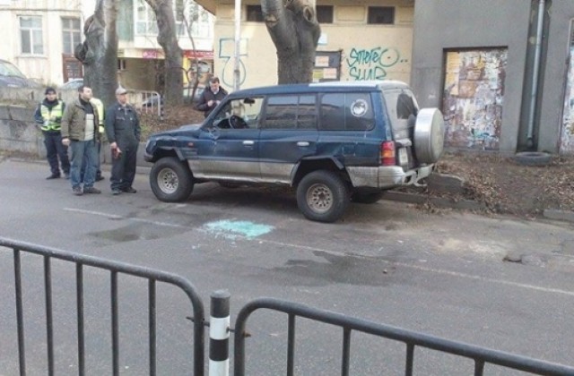 Зрелищна катастрофа на Шипка, джип се преобърна