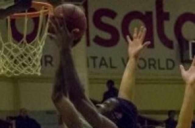 Баскетболист на Берое отново избран за №1 в първенството