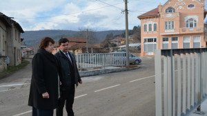В Сухиндол обновиха улици и кръстовища с пари от правителствената