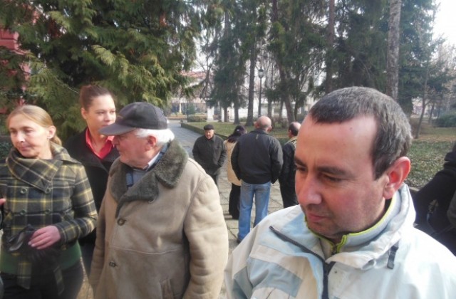 Кметът Паунов даде указания на домоуправителите за санирането на жилищата