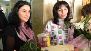 Акция Жълти стотинки помага на неонатологията