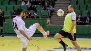 Валентин Петров 2004 2 2 и СтефВенци инс са осминафиналисти