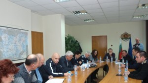 Пътна полиция иска повече светлина по Априлско въстание