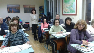 Възрастни надграждат знанията си по английски по инициатива на СГЕРБ