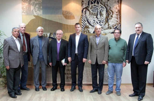 Издават книга със спомените на старозагорски кметове