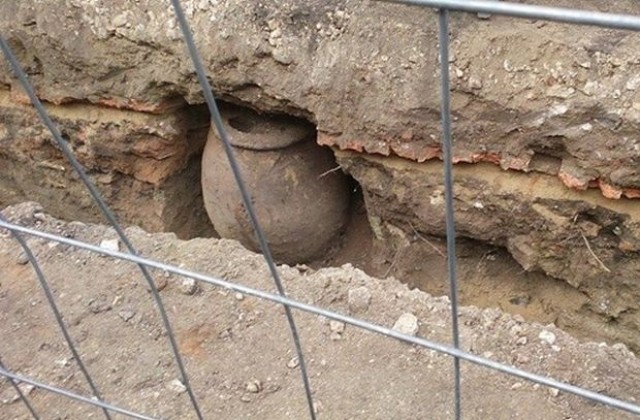 Делва на 1500 години откриха при ремонт в центъра на Варна