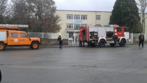 Учение на спасители и пожарникари предизвика интерес в кв Могилата