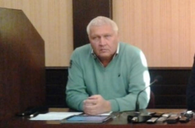 В.Антонов настоя пред министър Павлова за средства за ремонт на пътища в Община Левски