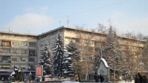 Облачно със слаби валежи от мокър сняг