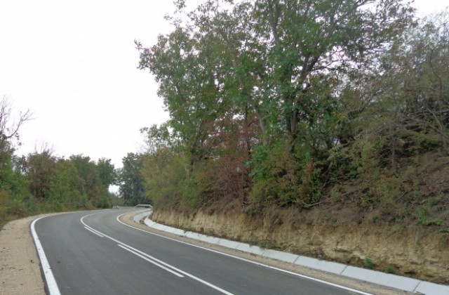 Над 19 млн. лв. вложени в ремонт на третокласни пътища в областите В. Търново и Търговище