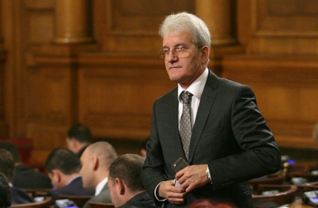 Р. Аталай: По казуса с фактурите за ток реагират като „парен каша духа”