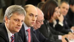 Софтуерен е проблемът довел до издаване на две фактури за