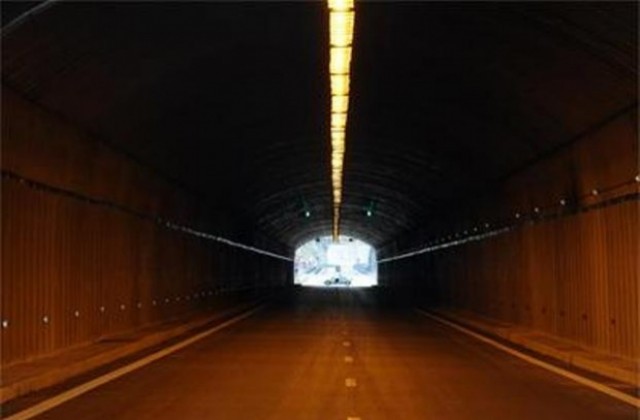 Тунелът под Шипка и обходът на Габрово залегнаха в управленската програма на правителството