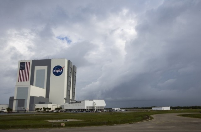 НАСА отлага изстрелването на спътник, който ще измерва влагата в почвата