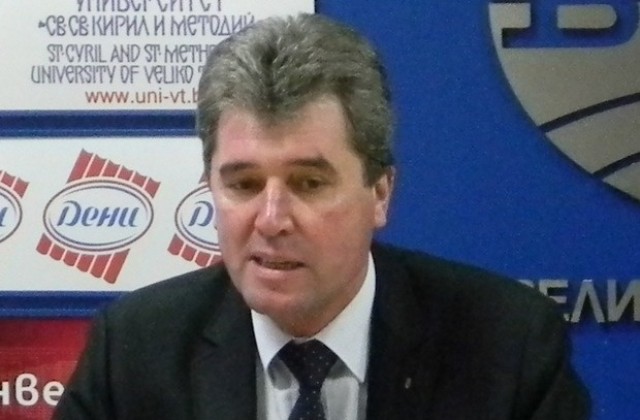 Община Свищов отново иска имотите на бившето поделение