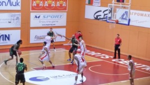 Берое с контрола срещу Лукойл