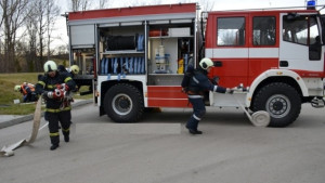 Пожарникари реагираха на шест инцидента през денонощието
