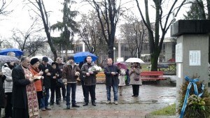 Представители на партиите от РБПлевен почетоха жертвите на тоталитаризма