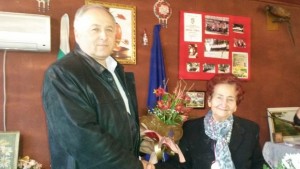 Пенсионери почетоха юбилея на Донка Пашова