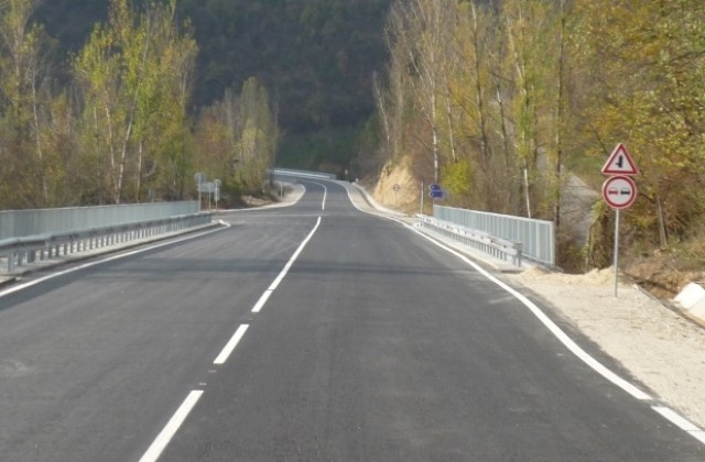 Обиколката на тримата министри е на 3 февруари