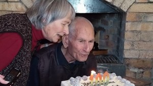 100 г отпразнува днес Ангел Славков в село Крум