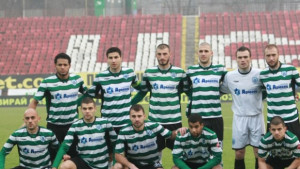 Моряците играят с румънския Пандури