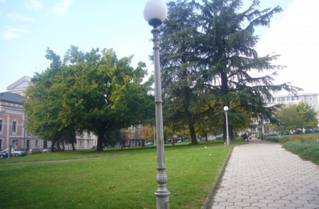 Валежите спират