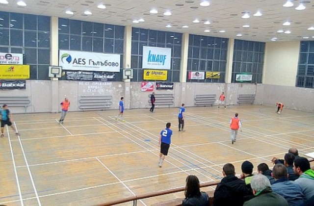 Започна общинският турнир по футбол в зала