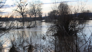 Няма опасност от преливане на язовир Тича