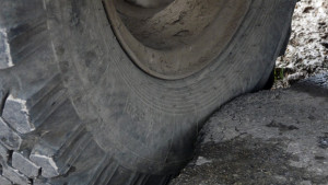 Парите от данък върху МПС ще са за ремонта на